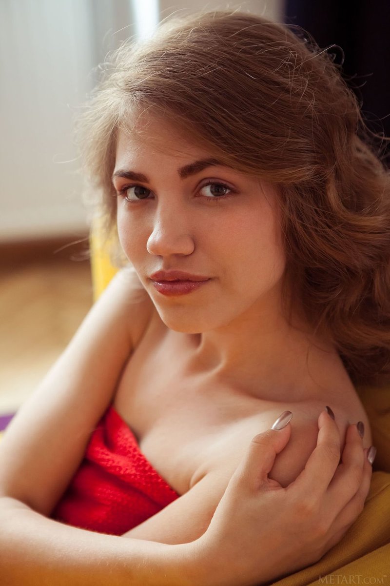 Маринка, 19 лет, 1 размер груди